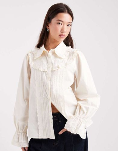 Chemise en popeline brode - Crme - Miss Selfridge - Modalova