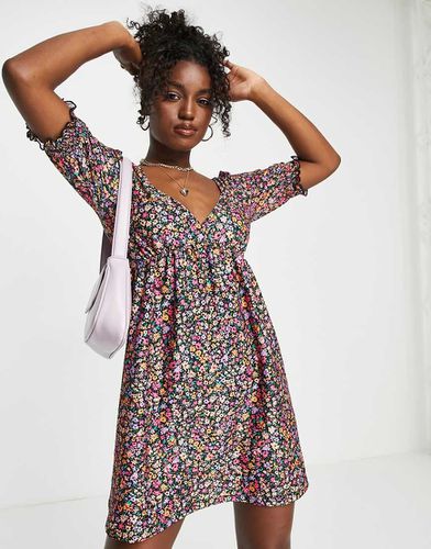 Robe babydoll en jersey avec poignets froncés - à petites fleurs - Miss Selfridge - Modalova