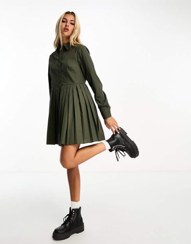 Robe chemise plissée en popeline - Kaki - Miss Selfridge - Modalova