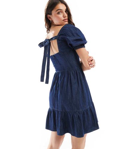 Robe courte en denim à manches bouffantes - délavé - Miss Selfridge - Modalova