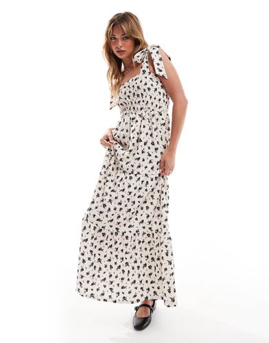 Robe froncée longue à petites fleurs - Miss Selfridge - Modalova