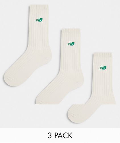 Lot de 3 paires de chaussettes à logo - Blanc cassé et vert - New Balance - Modalova