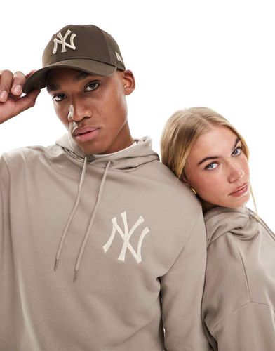 NY - Sweat à capuche unisexe à logo - Taupe - New Era - Modalova