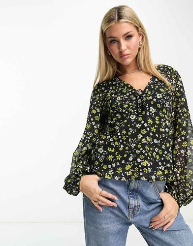 Blouse courte à fleurs avec manches longues - New Look - Modalova