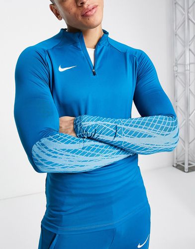 Strike - Top de sport en tissu Dri-FIT avec col zippé - Bleu sarcelle - Nike Football - Modalova