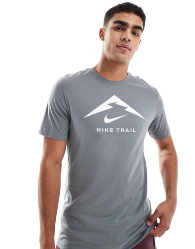 Trail - T-shirt à logo - Nike Running - Modalova