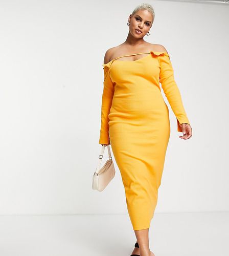 Simmi Plus - Robe mi-longue à épaules dénudées et manches longues - Simmi London Plus - Modalova