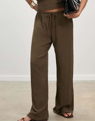 Pantalon fluide effet froiss - Kaki - Stradivarius - Modalova