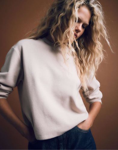 T-shirt en maille  col rond - Taupe - Stradivarius - Modalova