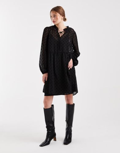 Robe courte transparente en plumetis - Pieces - Modalova