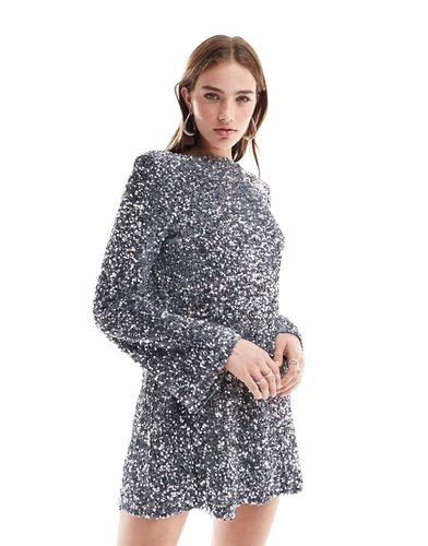 Robe courte à sequins parsemés - Chrome - Pretty Lavish - Modalova