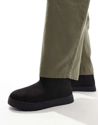 Bottes imitation daim à doublure fausse fourrure - Pull & bear - Modalova