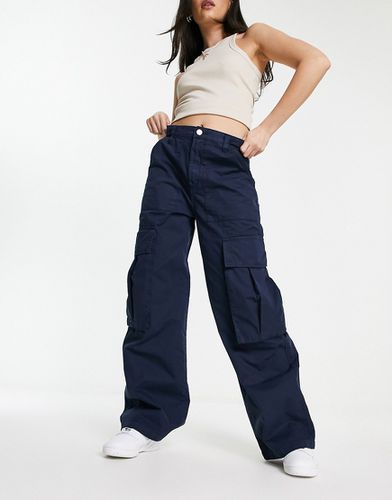 Pantalon cargo coupe droite avec grandes poches - Pull & bear - Modalova