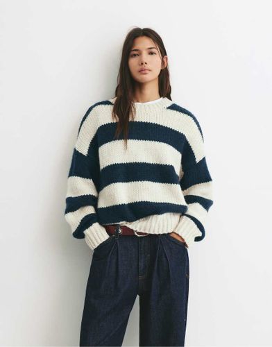 Pull en maille paisse  rayures - Pull & bear - Modalova