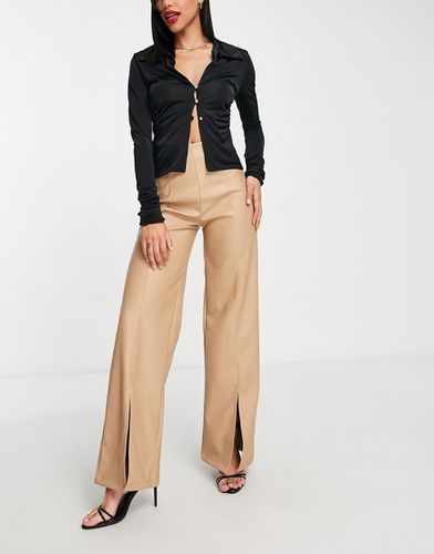 Pantalon ample en imitation cuir - Taupe - Rebellious Fashion - Modalova