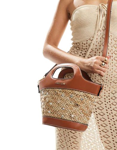 Panier ornementé en raphia - Marron clair - River Island - Modalova