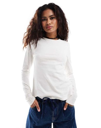 Milly - T-shirt ajusté ultra doux à manches longues - cassé - Weekday - Modalova