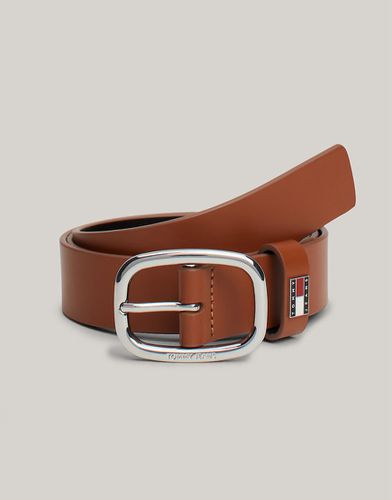 Ceinture en cuir avec boucle ovale - Rouge - Tommy Jeans - Modalova