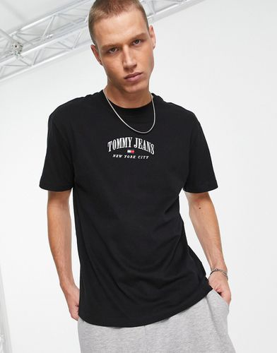 T-shirt classique à petit logo style universitaire - Tommy Jeans - Modalova