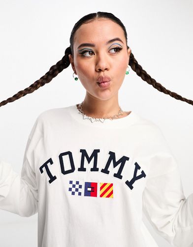 T-shirt crop top à manches longues - Tommy Jeans - Modalova