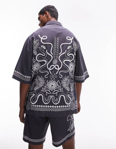 Chemise décontractée d'ensemble à manches courtes et broderies au dos - Topman - Modalova