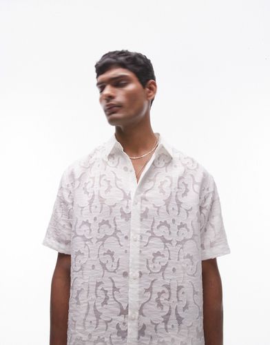 Chemise en tissu décoré de qualité supérieure à manches courtes - Ivoire - Topman - Modalova