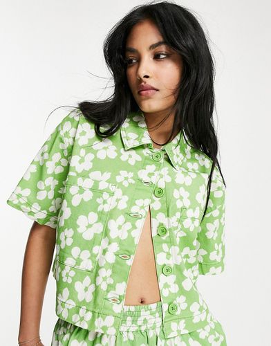 Chemise d'ensemble courte à fleurs avec manches courtes - Vert - Topshop - Modalova