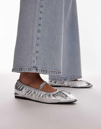 Chia - Ballerines froncées en cuir avec lanière - Topshop - Modalova