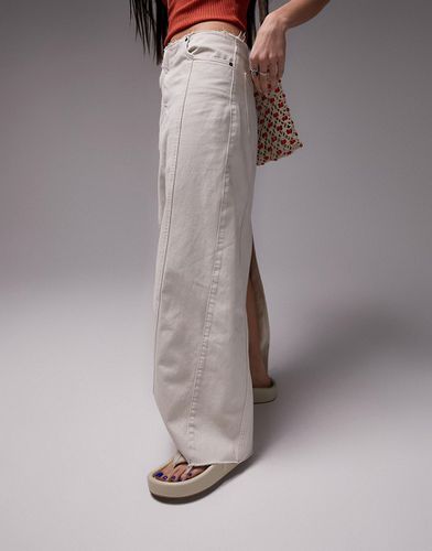 Jupe longue en jean à taille effilochée - cassé - Topshop - Modalova