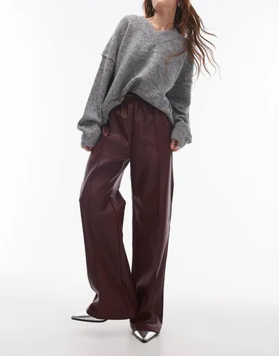 Pantalon de jogging en imitation cuir - Bordeaux - Topshop - Modalova