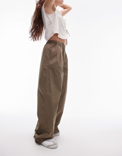 Pantalon plissé ultra ample en popeline - Kaki - Topshop - Modalova