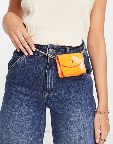 Petit sac ceinture verni avec chaîne - fluo - Truffle Collection - Modalova