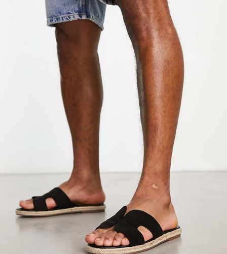 Wide Fit - Sandales en daim style espadrilles à enfiler - Noir - Truffle Collection - Modalova