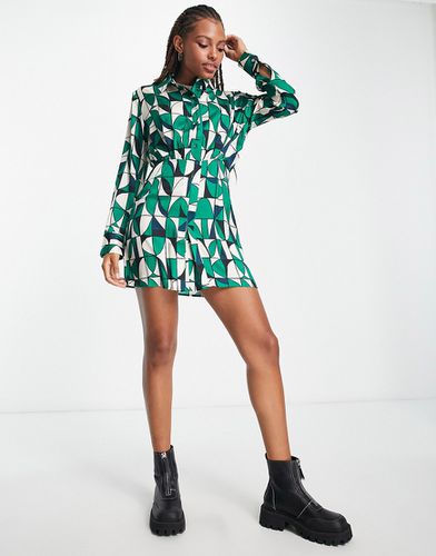 Robe courte à manches longues avec imprimé graphique - Vert - Urban Revivo - Modalova