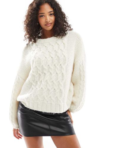 Pull en maille épaisse torsadée - Crème - Vero Moda - Modalova