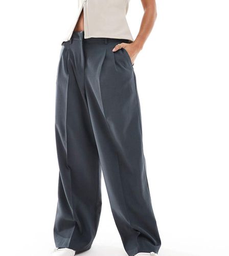 Rita - Pantalon de tailleur ample coupe dad - asphalte - Vero Moda Petite - Modalova