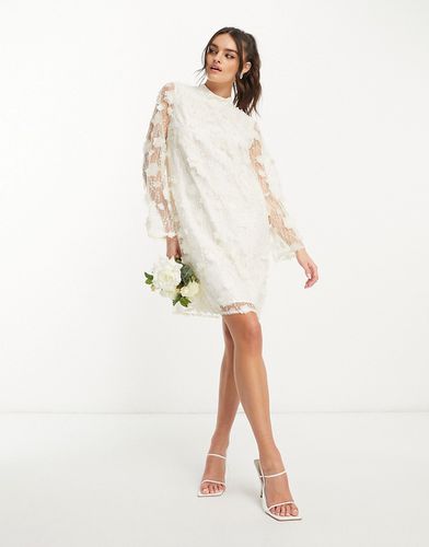 Robe courte de mariée avec fleurs en 3D - Y.a.s - Modalova