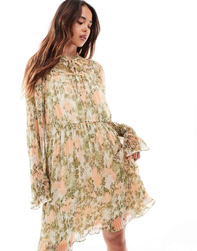 Robe plissée courte à imprimé fleuri avec encolure nouée et bords ondulés - Yas - Modalova