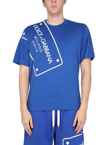 T-shirt with printed plaque - dolce & gabbana - Modalova