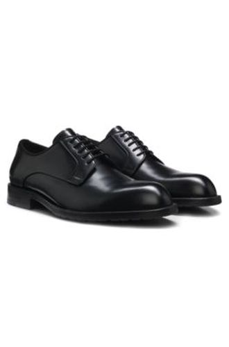 Derbies en cuir glacé à logo en relief - Boss - Modalova
