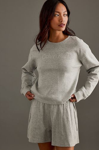 Sweat-shirt ras du cou décontracté en Grey taille: L chez Anthropologie - Calvin Klein - Modalova