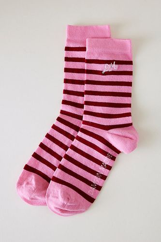 Chaussettes d'équipage à rayures en Red chez Anthropologie - Damson Madder - Modalova