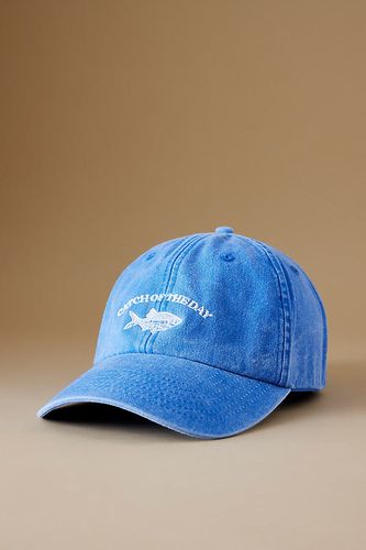 Casquette de baseball brodée Catch of the Day par en Blue - By Anthropologie - Modalova