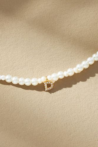 Collier de perle avec pendentif monogrammé pavé plaqué or par - Par Anthropologie - Modalova