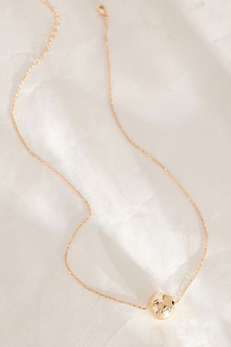 Collier avec pendentif boule en chez - Anthropologie - Modalova