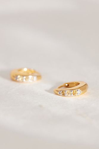 Boucles d'oreilles créoles plaquées or avec pierre de naissance chez Anthropologie - Rachel Jackson - Modalova