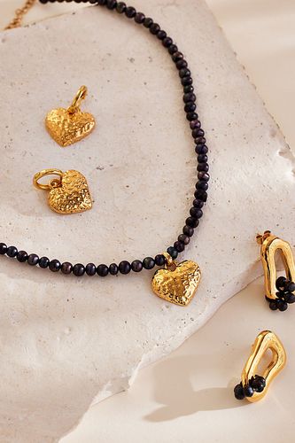 Pendants d'oreilles plaqué or avec perle Leona, chez Anthropologie - By Alona - Modalova
