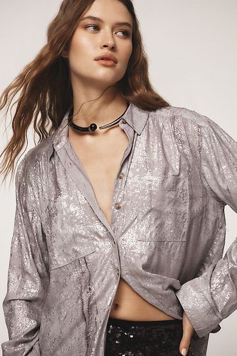 Chemise boutonnée brillante en aluminium en Purple taille: XS chez Anthropologie - Pilcro - Modalova