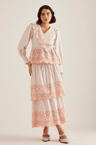 Blouse Portefeuille Brodée Anais en taille: Uk 6 chez Anthropologie - Damson Madder - Modalova