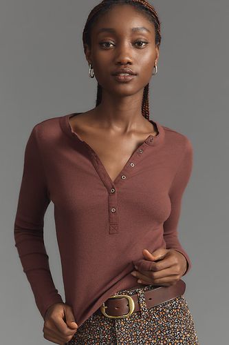 Haut côtelé à col boutonné et manches longues en taille: XS chez Anthropologie - Pilcro - Modalova